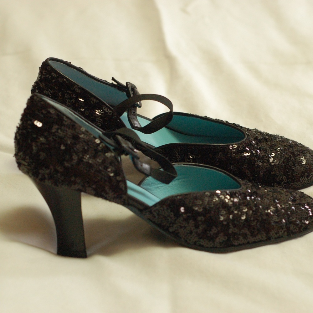 Thierry Rabotin Felic Black Sequin Shoes Sz 39